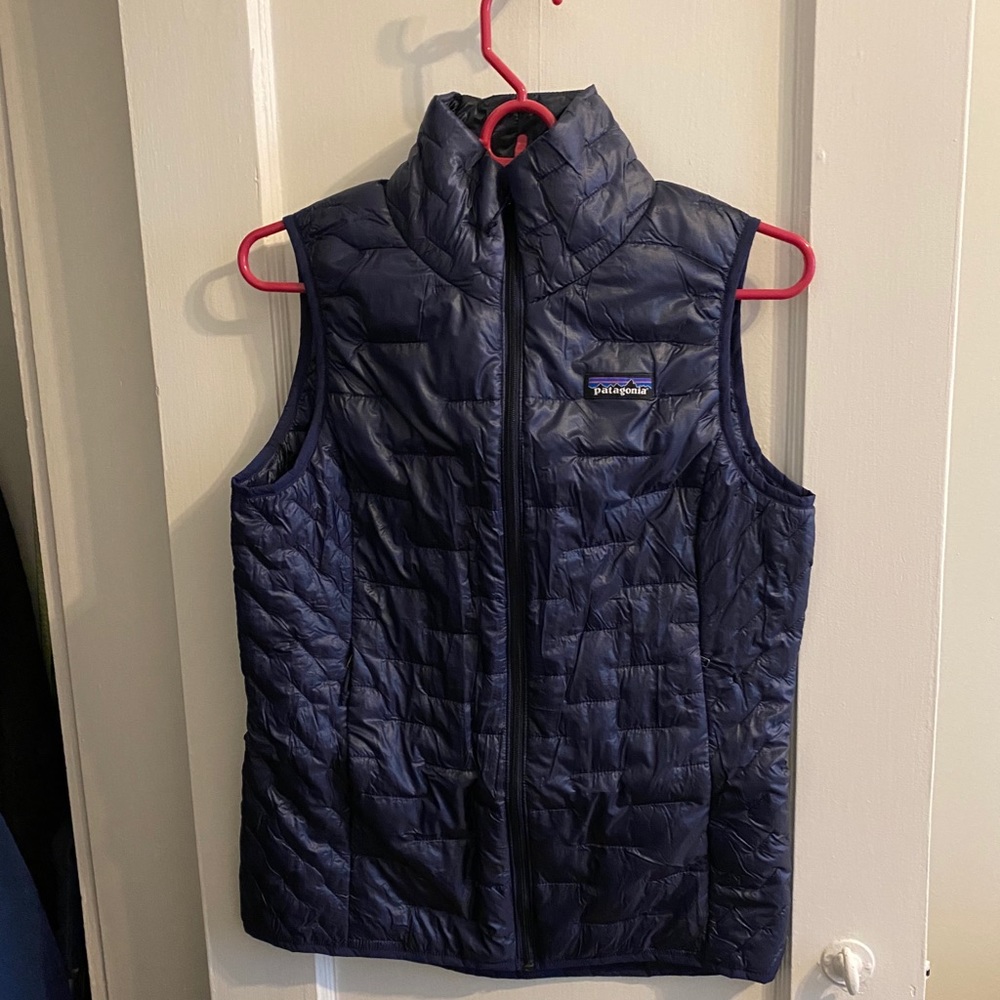 Patagonia light puffer vest (NWT)